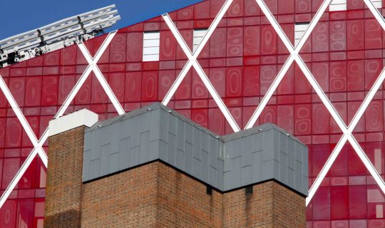 red_building